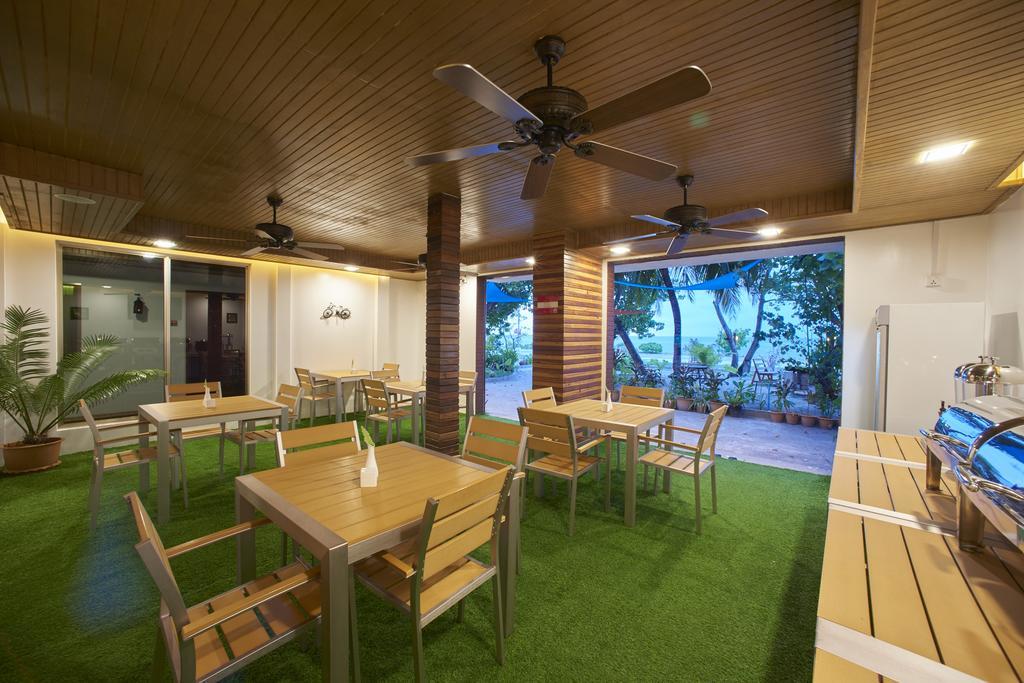 Masaaree Boutique Hotel Maafushi Bagian luar foto