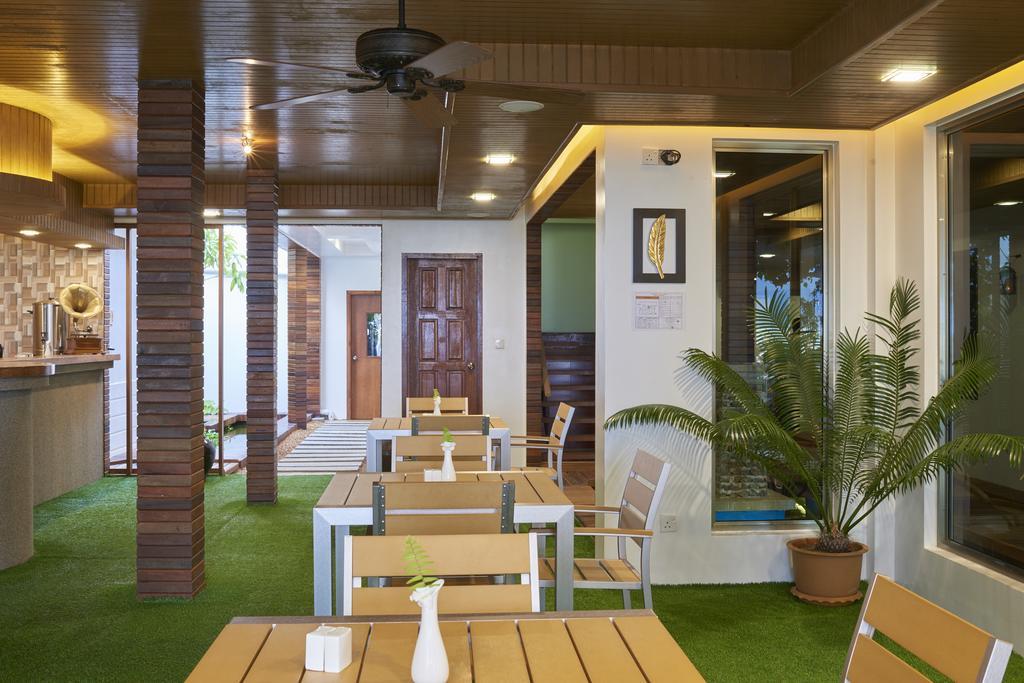 Masaaree Boutique Hotel Maafushi Bagian luar foto