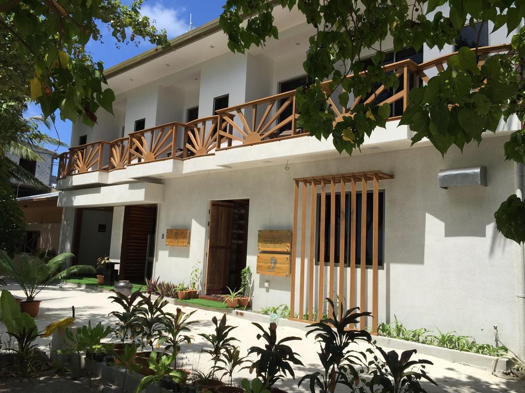 Masaaree Boutique Hotel Maafushi Bagian luar foto