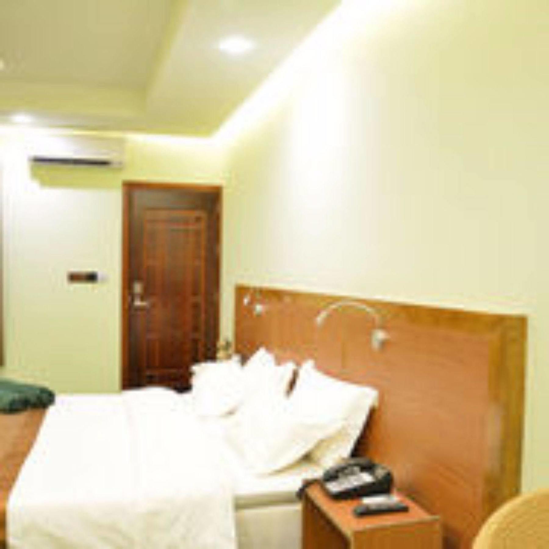 Masaaree Boutique Hotel Maafushi Bagian luar foto